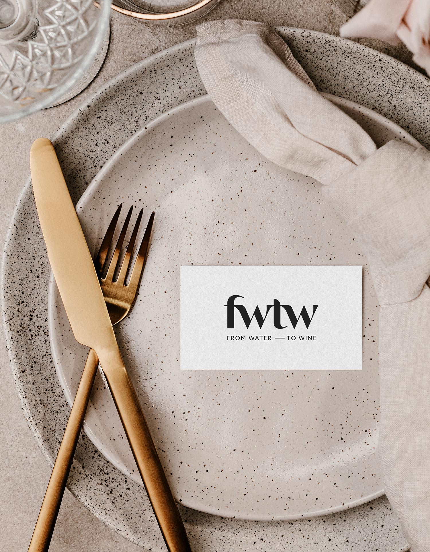 FWTW-tablesetting